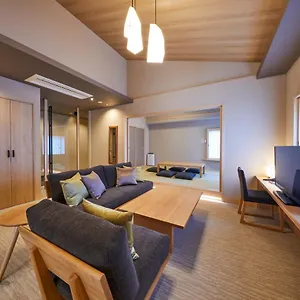 Rinn Shirakawa South Japan